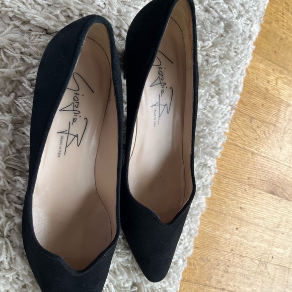 Italian Black Suede Pumps. 2”heel - Picture 3 of 6